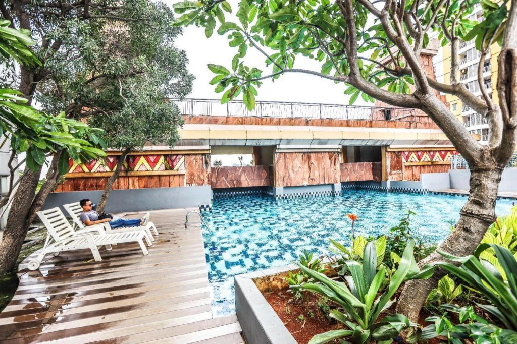 Great Western Hotel & Resort Serpong - تانجيرانغْ المظهر الخارجي الصورة