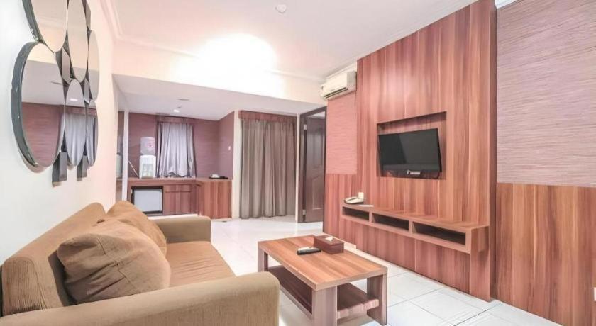 Great Western Hotel & Resort Serpong - تانجيرانغْ المظهر الخارجي الصورة