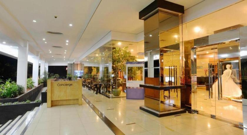 Great Western Hotel & Resort Serpong - تانجيرانغْ المظهر الخارجي الصورة
