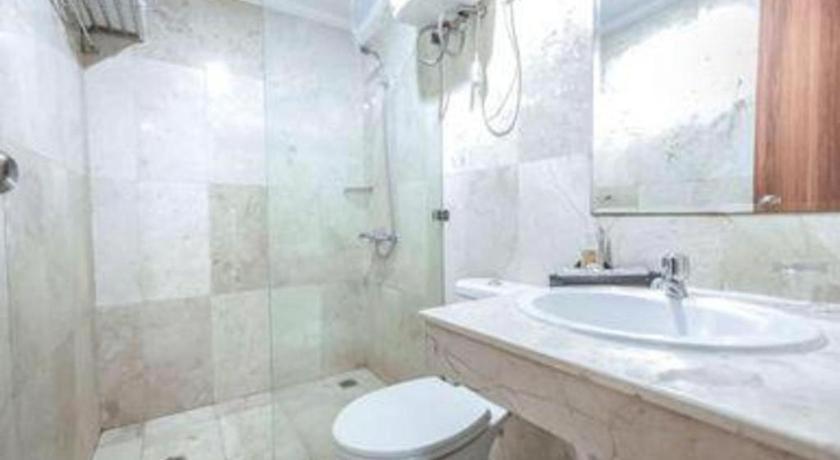 Great Western Hotel & Resort Serpong - تانجيرانغْ المظهر الخارجي الصورة